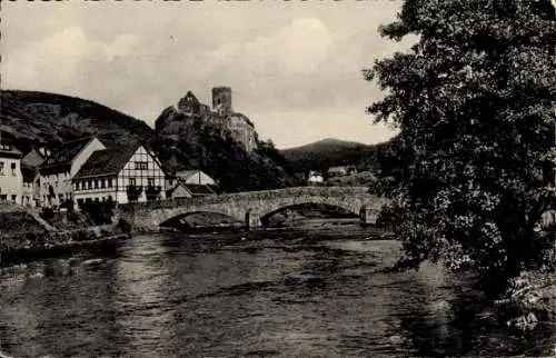 Ak Heimbach in der Eifel, Teilansicht, Burg, Brücke, Fluss Rur