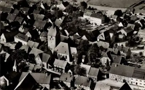 Ak Lichtenau in Westfalen, Totalansicht, Kirche