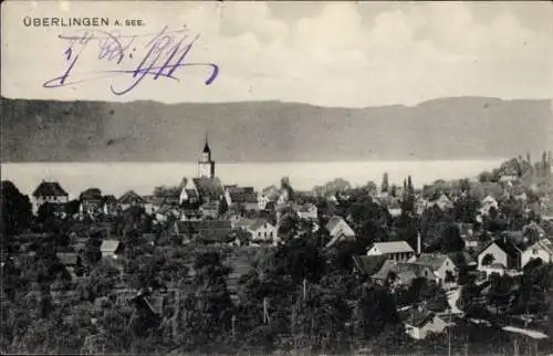 Ak Überlingen am Bodensee, Gesamtansicht, Bodensee, Kirche