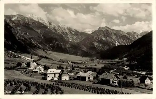 Ak Hinterstein Bad Hindelang im Oberallgäu, Gesamtansicht, Gebirge