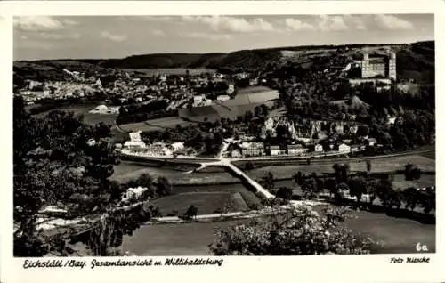 Ak Eichstätt in Oberbayern, Gesamtansicht, Willibaldsburg