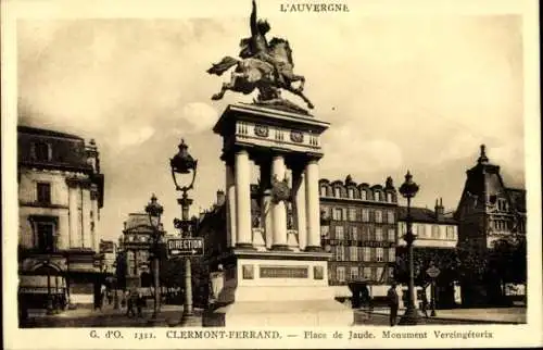 Ak Clermont Ferrand Puy de Dôme, Place de Jaude, Monument Vercingetorix