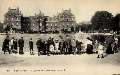 Ak Paris VI, Jardin du Luxembourg, Teich, Zuschauer