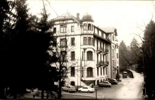 Foto Ak Baden Baden am Schwarzwald, Gunzenbachhof, Autos