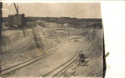 Foto Ak Bergwerk, Zeche, Bahnschienen