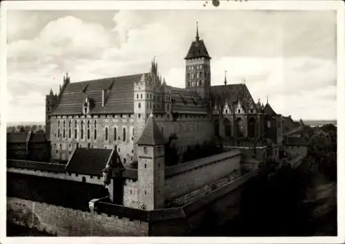 Ak Malbork Marienburg Westpreußen, Marienburg Südostansicht