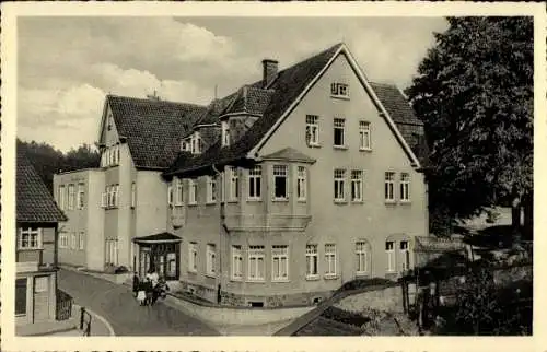 Ak Löwensen Bad Pyrmont in Niedersachsen, Partie am DRK Müttergenesungsheim, Kurheim