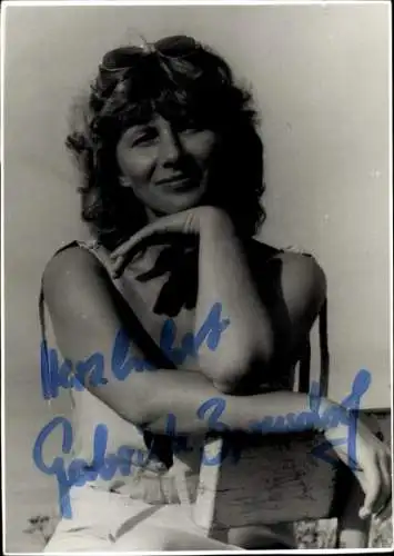 Ak Schauspielerin Gabriele Bernsdorf, Portrait, Autogramm