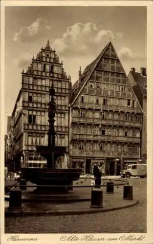 Ak Hannover in Niedersachsen, Markt, Alte Häuser, Brunnen