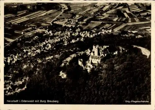 Ak Neustadt Breuberg im Odenwald, Totalansicht, Burg Breuberg, Fliegeraufnahme