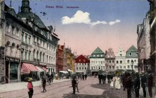 Ak Düren im Rheinland, Marktplatz, Passanten, Straßenszene