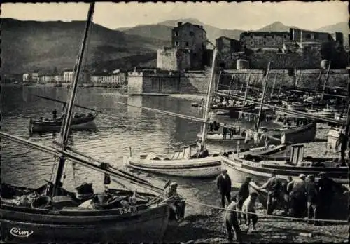 Ak Collioure Pyrénées-Orientales, La Greve, le Chateau