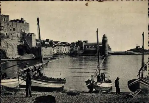 Ak Collioure Pyrénées-Orientales, Le Clocher vu du Faubourg