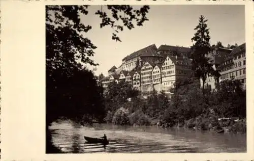 Foto Ak Tübingen am Neckar, Wasserpartie, Häuser, Ruderpartie