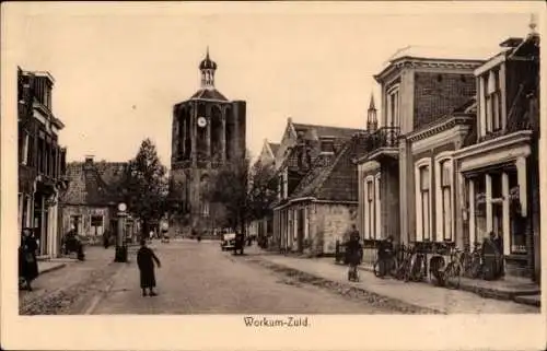 Ak Workum Friesland Niederlande, Straßenpartie, Kirche