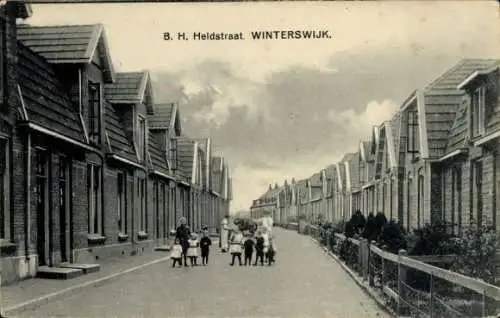 Ak Winterswijk Gelderland Niederlande, BH Heldstraat