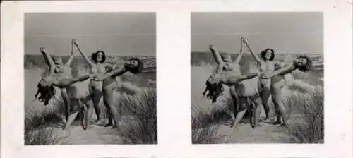 Stereo Foto Frauenakt, nackte Frauen am Strand