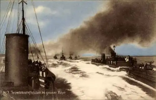 Ak Deutsche Kriegsschiffe, Torpedobootsflottillen in großer Fahrt, Kaiserliche Marine