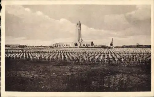 Ak Douaumont Lothringen Meuse, Nationalfriedhof, Ossuarium