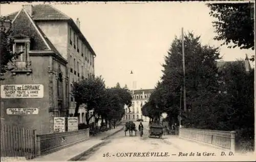 Ak Contrexéville Lorraine Vosges, Rue de la Gare, Hotel de Lorraine