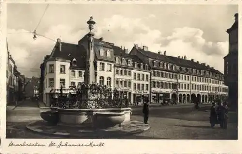 Ak St. Johann Saarbrücken im Saarland, Markt, Brunnen