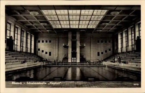 Ak Rostock, Schwimmhalle Neptun, Sprungturm