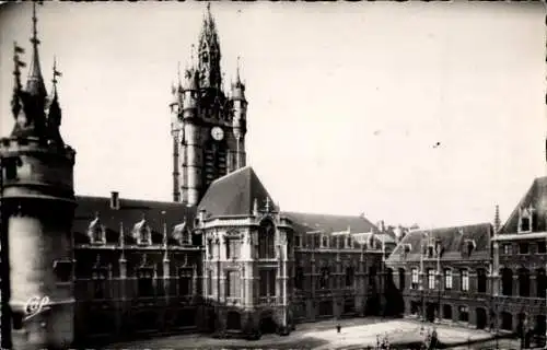 Ak Douai Nord, Rathaus