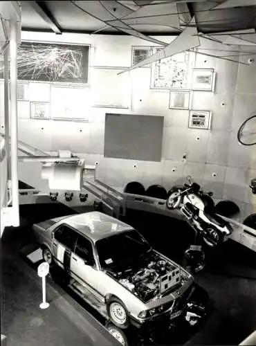 Foto Auto, BMW-Museum Zeitmotor, Elektronik im Fahrzeug