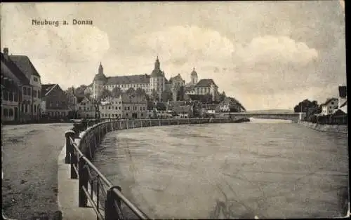 Ak Neuburg an der Donau Oberbayern, Schloss, Teilansicht