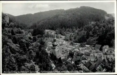 Ak Bad Berneck im Fichtelgebirge Bayern, Blick von der Kirchleite, Gesamtansicht