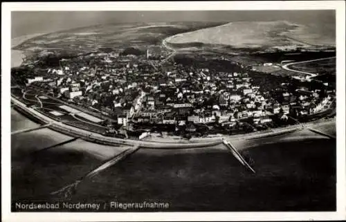 Ak Norderney in Ostfriesland, Totalansicht, Fliegeraufnahme