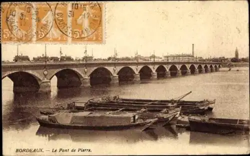 Ak Bordeaux Gironde, Pont de Pierre, Boote