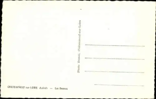 Ak Chateauneuf sur Loire Loiret, Les Douves