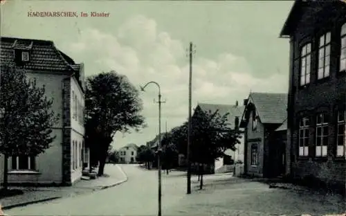 Ak Hanerau Hademarschen in Holstein, Im Kloster, Straßenpartie