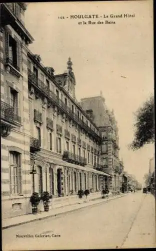 Ak Houlgate Calvados, Le Grand Hotel et la Rue des Bains