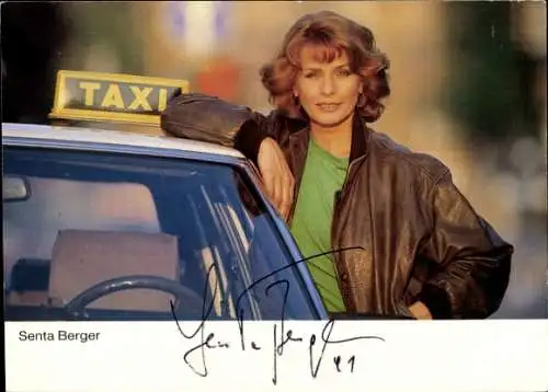 Ak Schauspielerin Senta Berger, Portrait, Taxi, Autogramm