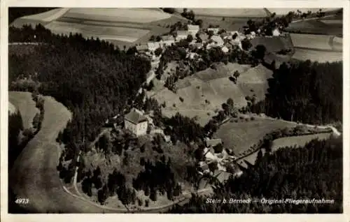 Ak Stein Gefrees b. Berneck, Fliegeraufnahme, Ort, Burg