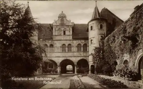 Ak Konstanz am Bodensee, Rathaushof, Blumenbeet