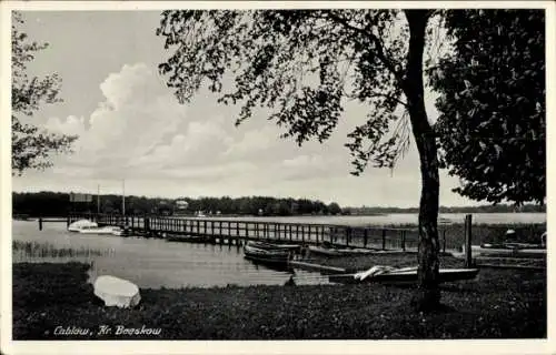 Ak Cablow Kr. Beeskow, Blick zum Seesteg, Boote