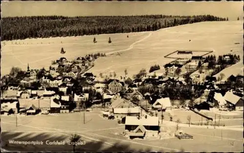 Ak Carlsfeld Eibenstock im Erzgebirge, Panorama vom Ort, Winter
