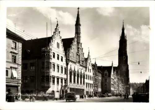 Foto Ak Landshut in Niederbayern, Martinskirche mit Rathaus