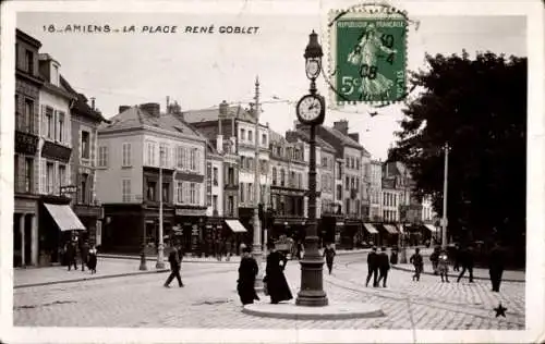 Ak Amiens Somme, La Place Rene Goblet