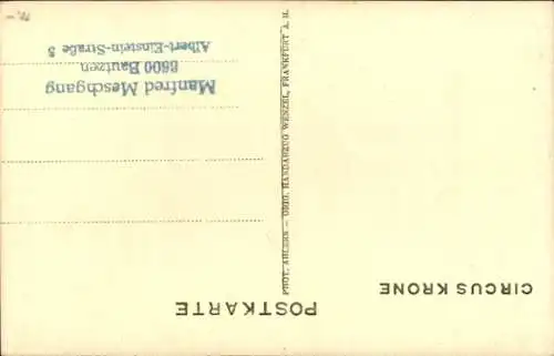 Ak Frieda Krone mit einem ihrer Schukpferde, Circus Krone