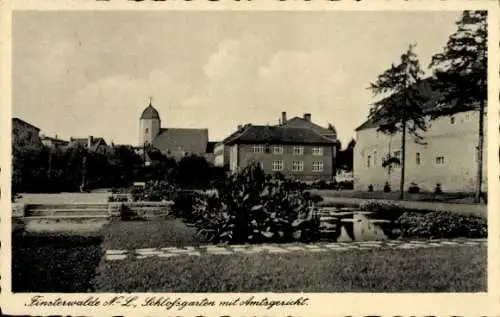 Ak Finsterwalde in der Niederlausitz, Schlossgarten, Amtsgericht
