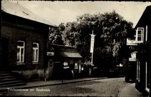 Ak Lütjenburg in Holstein, Teichtorstraße, Stadtteich