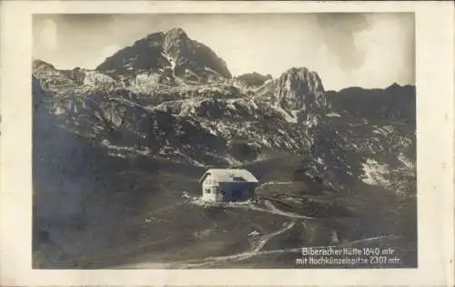 Ak Sonntag in Vorarlberg, Biberacher Hütte mit Hochkünzelspitze