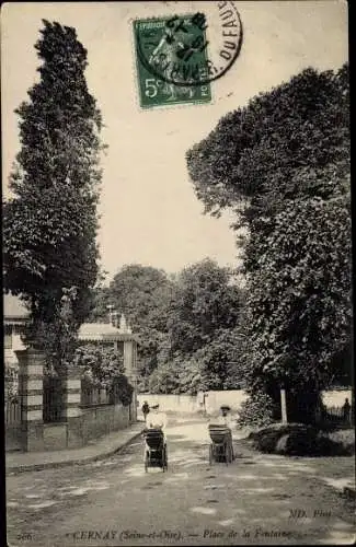 Ak Cernay la Ville Yvelines, Place de la Fontaine, Damen mit Kinderwagen