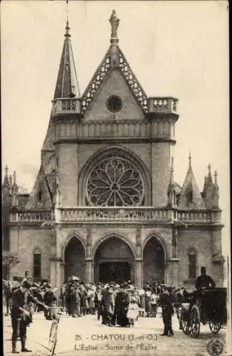 Ak Chatou Yvelines, L'Eglise sortie de l'Eglise