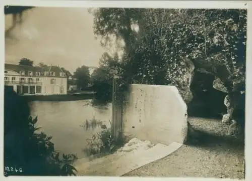 Foto Allier, Altersheim der Künstler, Denkmal für die Opfer des Untergangs der General Chanzy