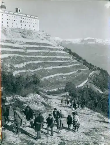 Foto Cassino Lazio, Kloster Monte Cassino, 1944, Filmszene